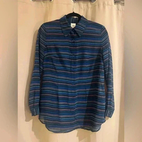 Women’s Blue Cabi Button Down Blouse - Picture 1 of 6